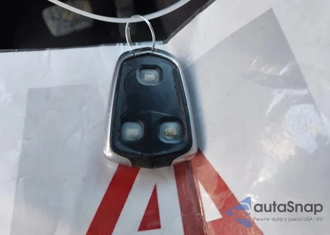 2015 Cadillac Srx Standard z USA, uszkodzony, nr VIN 3GYFNAE31FS636667